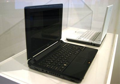 fujitsu_lifebook_p72301.jpg